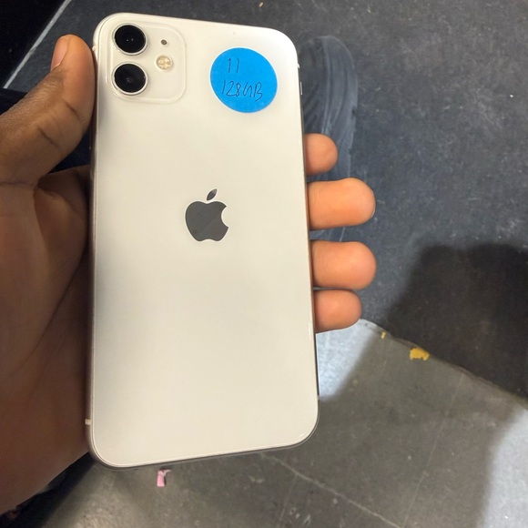 Apple Smartphone - iPhone 11